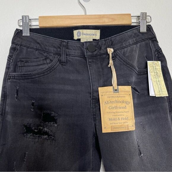 Democracy Sz 2 Jeans Straight Girlfriend Ab Technology Booty Lift Patchwork NEW - Picture 1 of 13